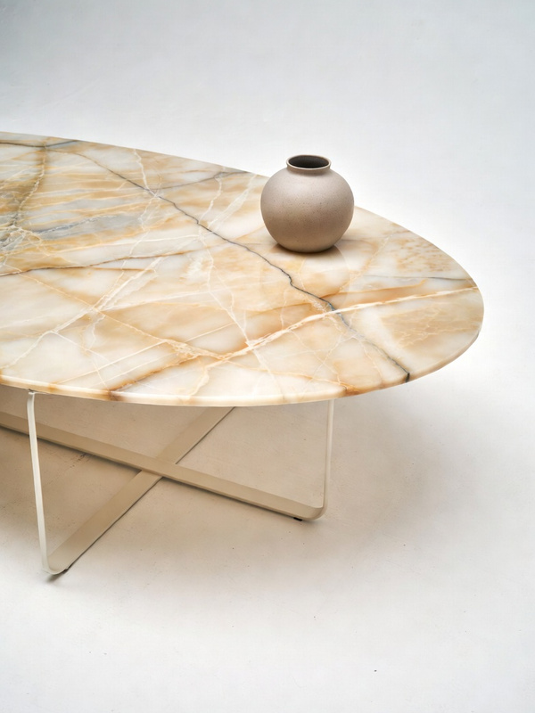 Ovalé Coffee Table